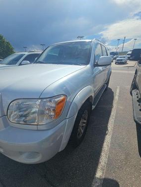 White 2005 Toyota Sequoia Limited