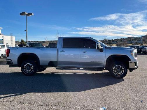 2022 GMC Sierra 2500 SLT