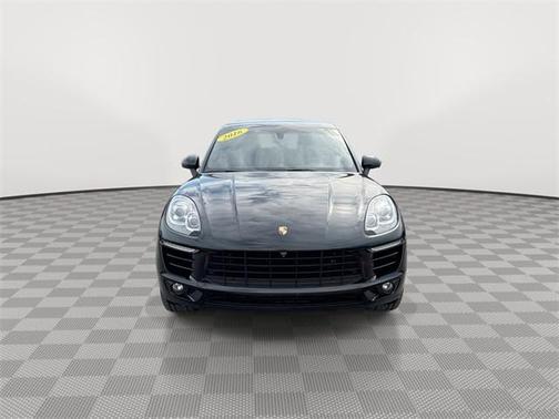 2016 Porsche Macan S