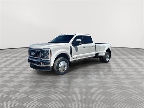 2023 Ford F-450 Lariat