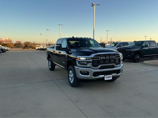 2026 RAM 2500 Lone Star Crew Cab 4x4 6'4' Box