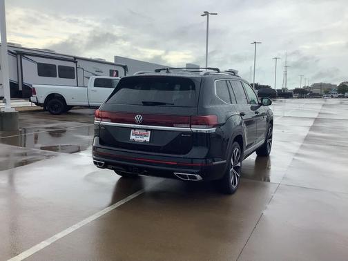 2024 Volkswagen Atlas 2.0T SEL Premium R-Line 4MOTION