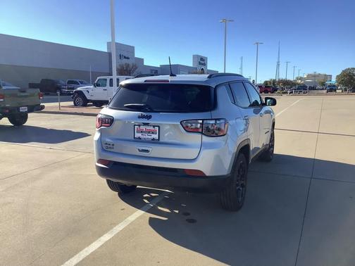 2026 Jeep Compass Latitude
