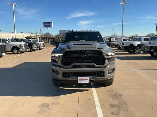2026 RAM 2500 Limited Mega Cab 4x4 6'4' Box
