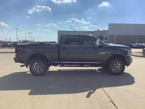 2018 RAM 2500 Limited Crew Cab 4x4 6'4' Box