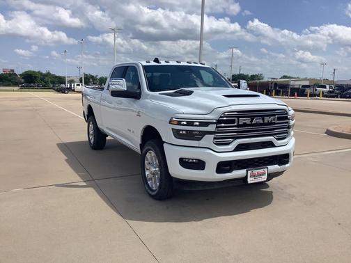 2025 RAM 2500 Laramie Crew Cab 4x4 6'4' Box