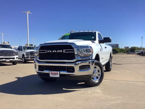 2020 RAM 2500 Tradesman Regular Cab 4X4 8' Box