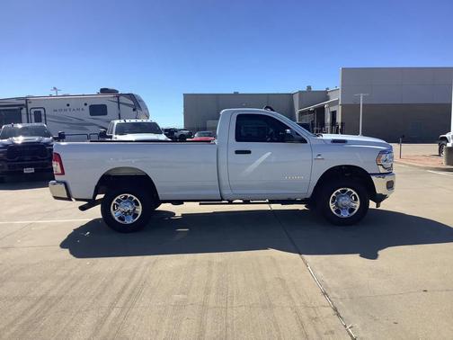 2020 RAM 2500 Tradesman Regular Cab 4X4 8' Box