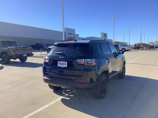 2026 Jeep Compass Latitude
