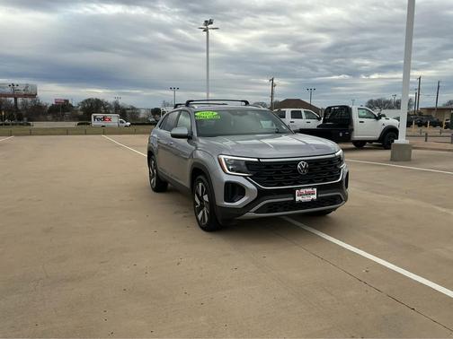 2024 Volkswagen Atlas Cross Sport 2.0T SE w/Technology