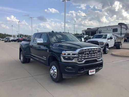 2026 RAM 3500 Limited