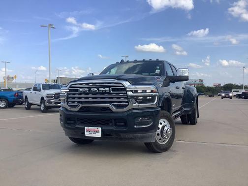 2026 RAM 3500 Limited