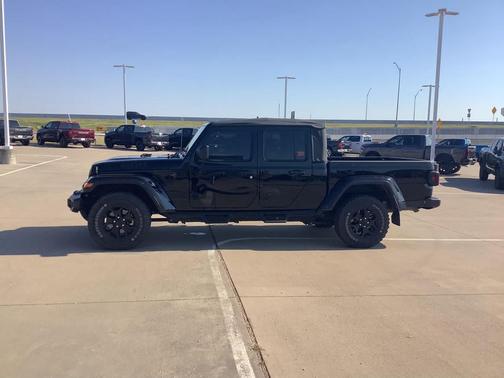 2022 Jeep Gladiator Willys 4x4