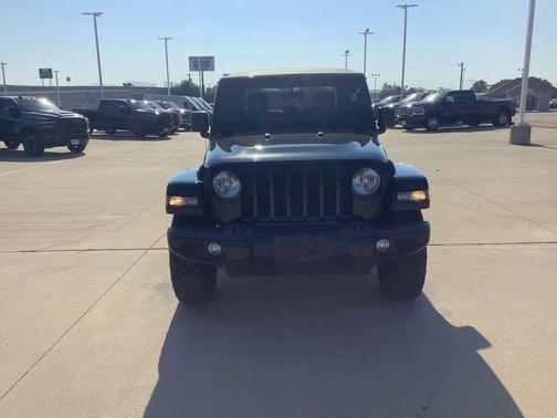 2022 Jeep Gladiator Willys 4x4