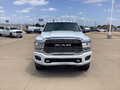 2019 RAM 2500 Limited Mega Cab 4x4 64' Box