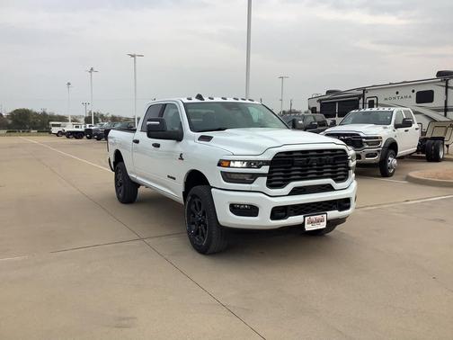 2026 RAM 2500 Lone Star Crew Cab 4x4 6'4' Box