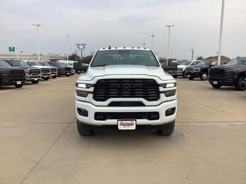 2026 RAM 2500 Lone Star Crew Cab 4x4 6'4' Box