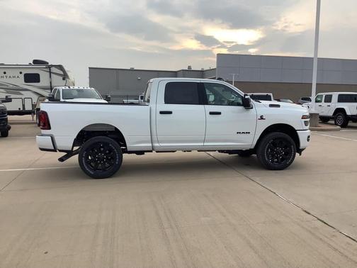 2026 RAM 2500 Lone Star Crew Cab 4x4 6'4' Box