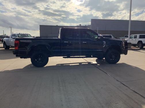 2022 Ford F-250 Platinum