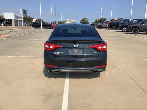 2017 Hyundai SONATA Sport 2.0T