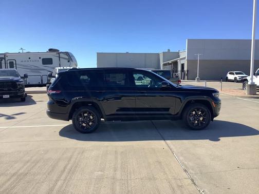2025 Jeep Grand Cherokee L Altitude