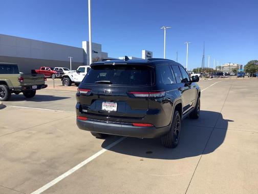 2025 Jeep Grand Cherokee L Altitude