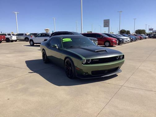 2022 Dodge Challenger R/T Scat Pack