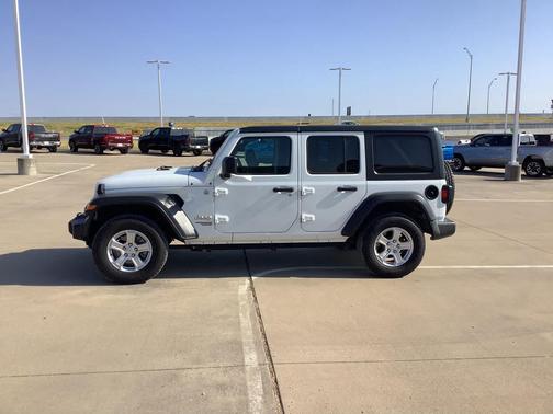 2019 Jeep Wrangler Unlimited Sport