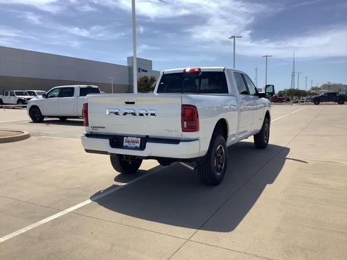 2025 RAM 2500 Laramie Crew Cab 4x4 6'4' Box
