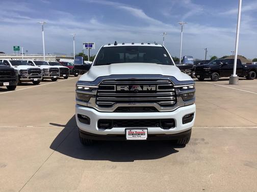 2025 RAM 2500 Laramie Crew Cab 4x4 6'4' Box