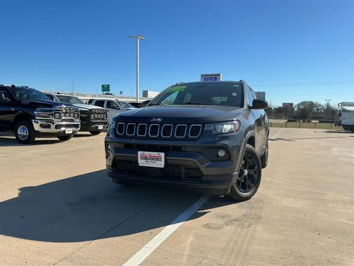 2024 Jeep Compass Latitude
