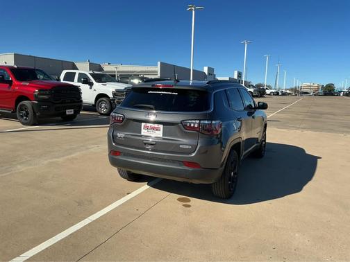 2024 Jeep Compass Latitude