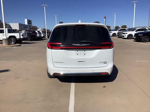 2021 Chrysler Pacifica Limited