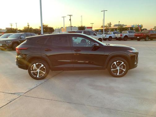 2024 Chevrolet Trax FWD 1RS