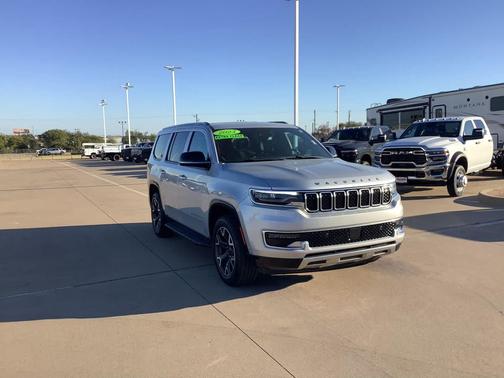 2023 Jeep Wagoneer Series III 4x2