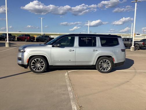 2023 Jeep Grand Wagoneer Series II 4x4