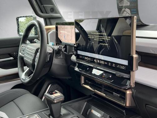 2025 GMC HUMMER EV SUV 2X