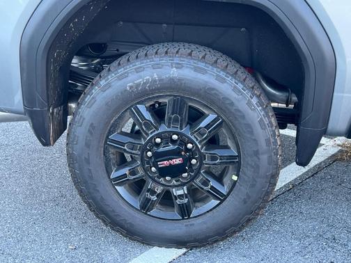 2026 GMC Sierra 2500 AT4