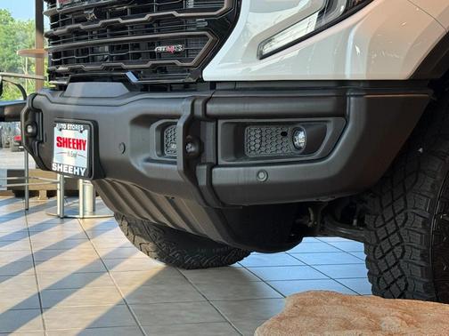 2025 GMC Sierra 1500 AT4X