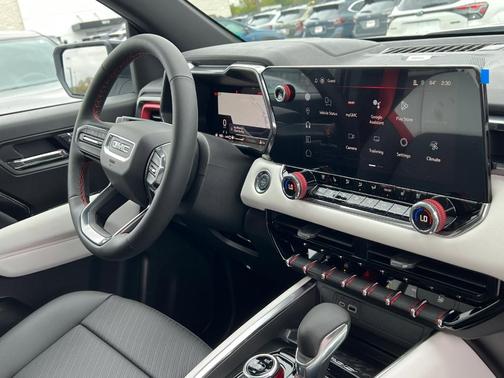 2026 GMC Canyon AT4X