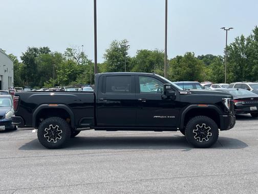 2025 GMC Sierra 2500 AT4X