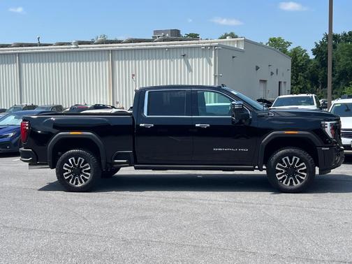 2025 GMC Sierra 2500 Denali Ultimate