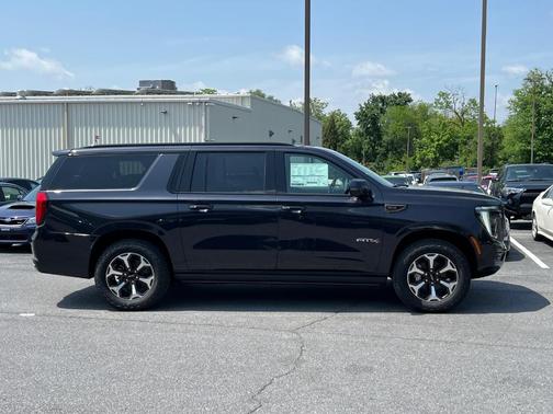 2025 GMC Yukon XL AT4 Ultimate
