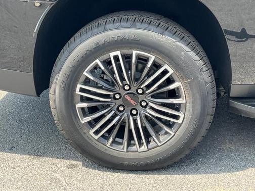 2025 GMC Yukon XL Elevation
