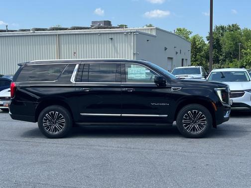 2025 GMC Yukon XL Elevation