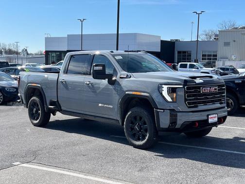 2025 GMC Sierra 2500 AT4