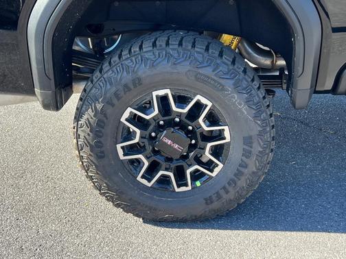 2026 GMC Sierra 2500 AT4X