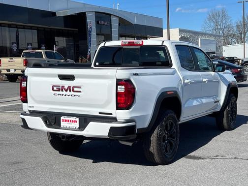 2025 GMC Canyon Elevation