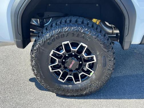 2026 GMC Sierra 2500 AT4X