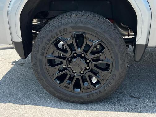 2025 GMC Sierra 2500 Denali Ultimate